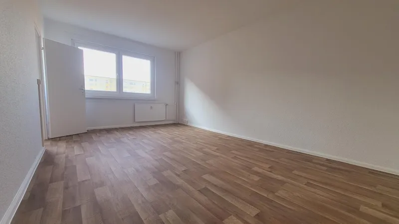Wunderbare 2 Zimmerwohnung, Nähe Kaufpark Eiche. (kein Balkon) — photo 1